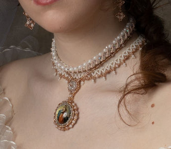 The Renaissance of Bohemian Jewelry: Embracing Free Spirits, Nature, and Individuality