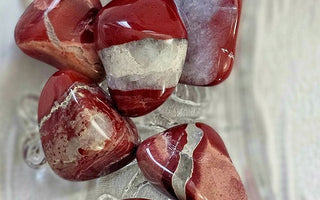 Exploring the Diversity: Types of Natural Stones Used in Bracelets