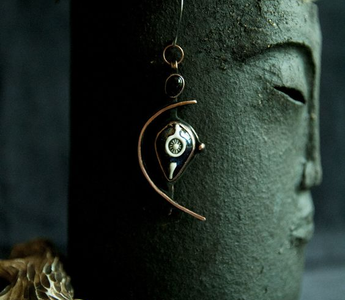 Empower Your Journey with Mantra Jewelry: Harnessing the Power of Sacred Sound