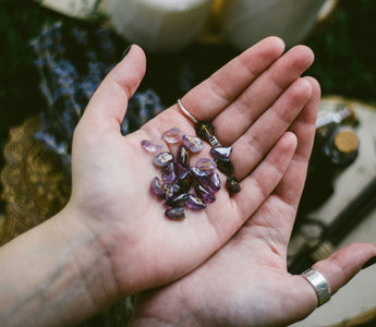 Crafting Custom Creations: Making Bracelets from Natural Stones to Order